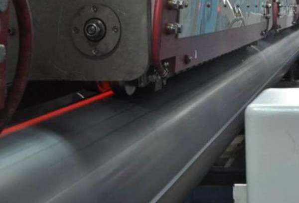 Steel pipes annealing by Induction machine
