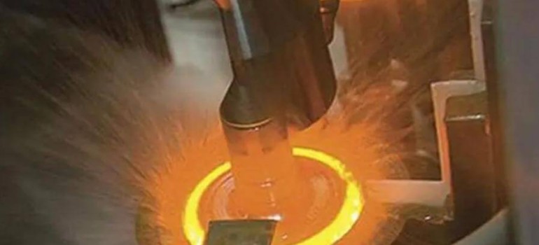 How Induction Heaters Streamline Metalworking and Assembly?